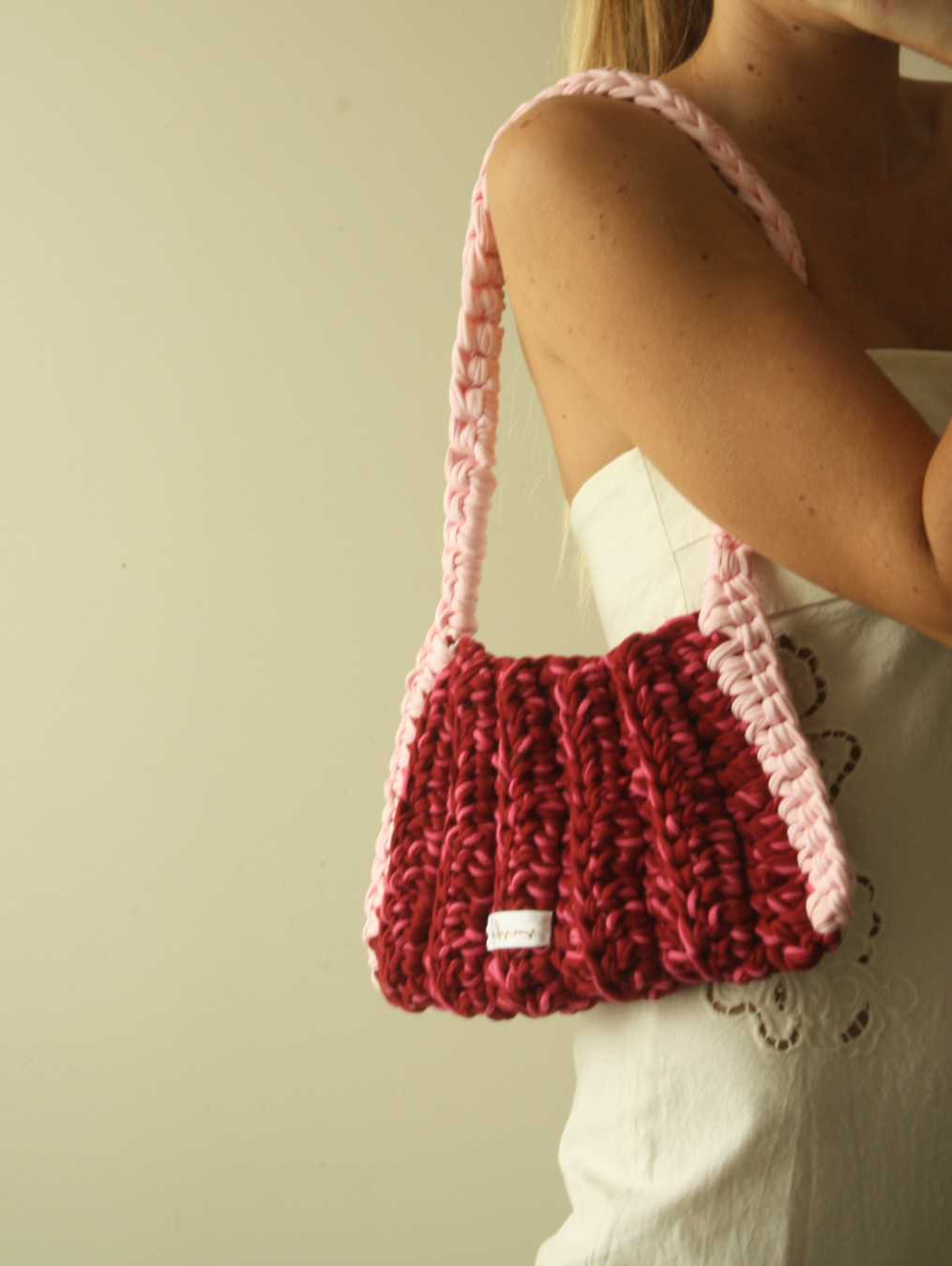 Dahlia Shoulder Bag
