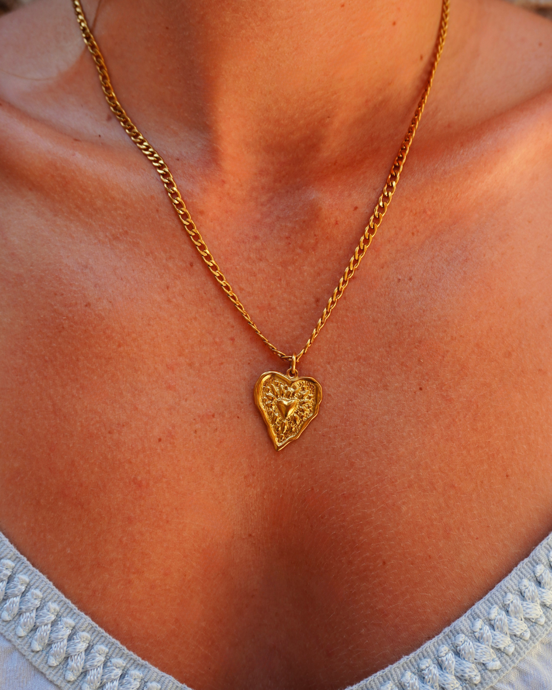 Heart Pendant Gold