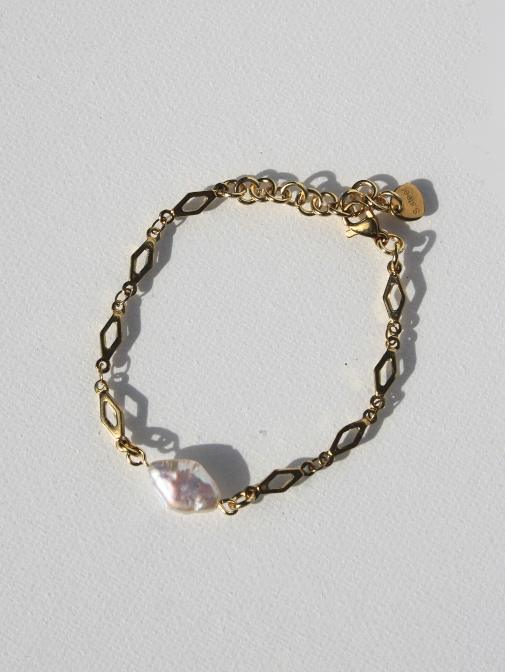 Rhombus Pearl Bracelet Gold